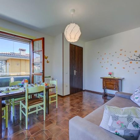 Villa Fiorita Apartments - Happy Rentals Sirmione Kültér fotó