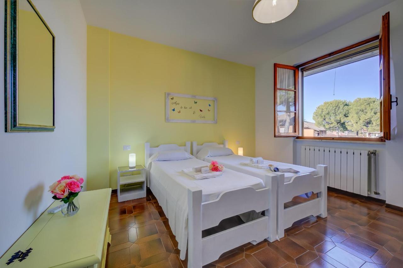 Villa Fiorita Apartments - Happy Rentals Sirmione Kültér fotó