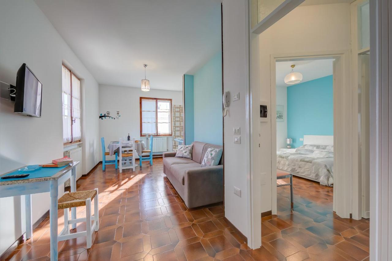 Villa Fiorita Apartments - Happy Rentals Sirmione Kültér fotó