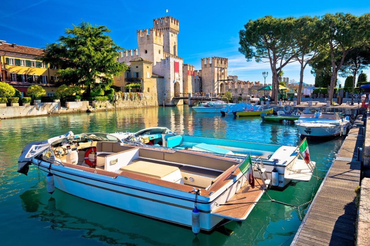 Villa Fiorita Apartments - Happy Rentals Sirmione Kültér fotó